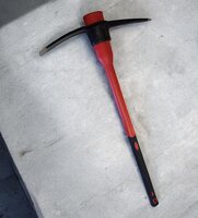 Pikhouweel met fiberglas steel rood 2 kg snuffelhoek