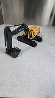 Miniatuur van een Volvo EC650 rupsgraafmachine (nummer2)
