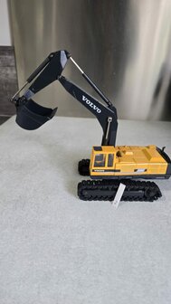 Miniatuur van een Volvo EC650 rupsgraafmachine (nummer2)