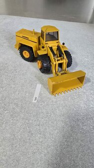 Miniatuur van een Hanomag wiellader 66C type 569 (nummer 3)
