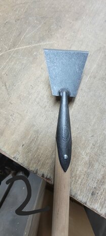 Afsteekmes DeWit 9 cm met dul en TAUARI steel 150 x 3,2 cm /snuffelhoek