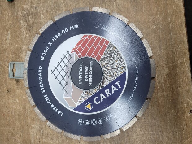 Diamantzaag Carat UNIVERSEEL CNE Standard 300 steenzaagtafel